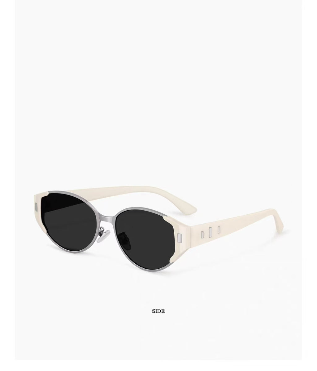 Women’s White Cat Eye Beach UV400 Sunglasses